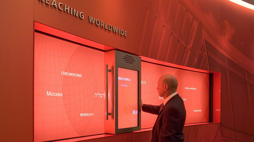 引人注目的多元企業(yè)展廳設(shè)計